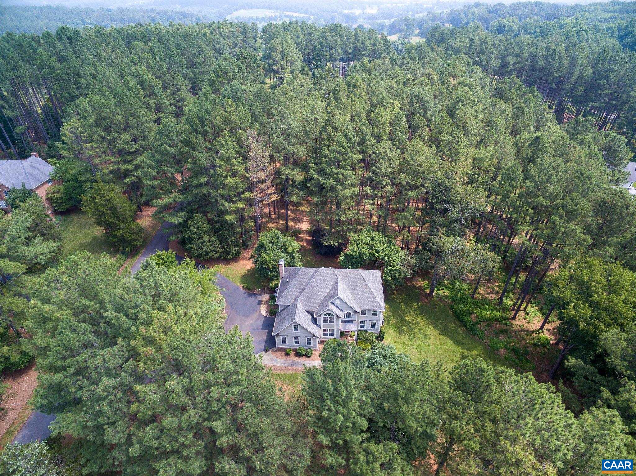 1390 CORKTREE LN