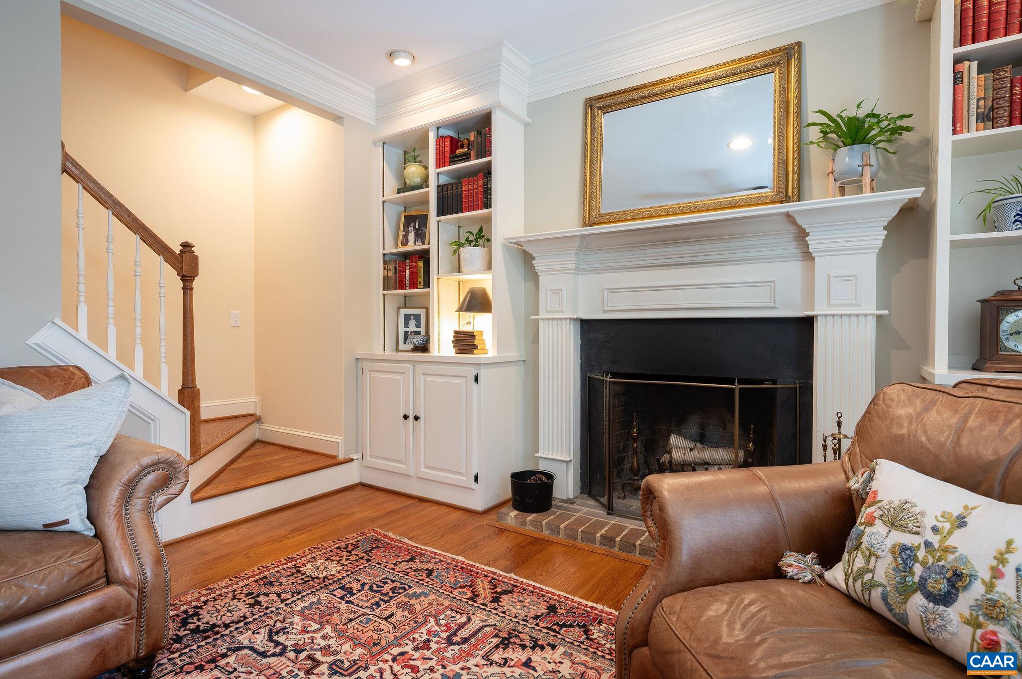 1390 CORKTREE LN