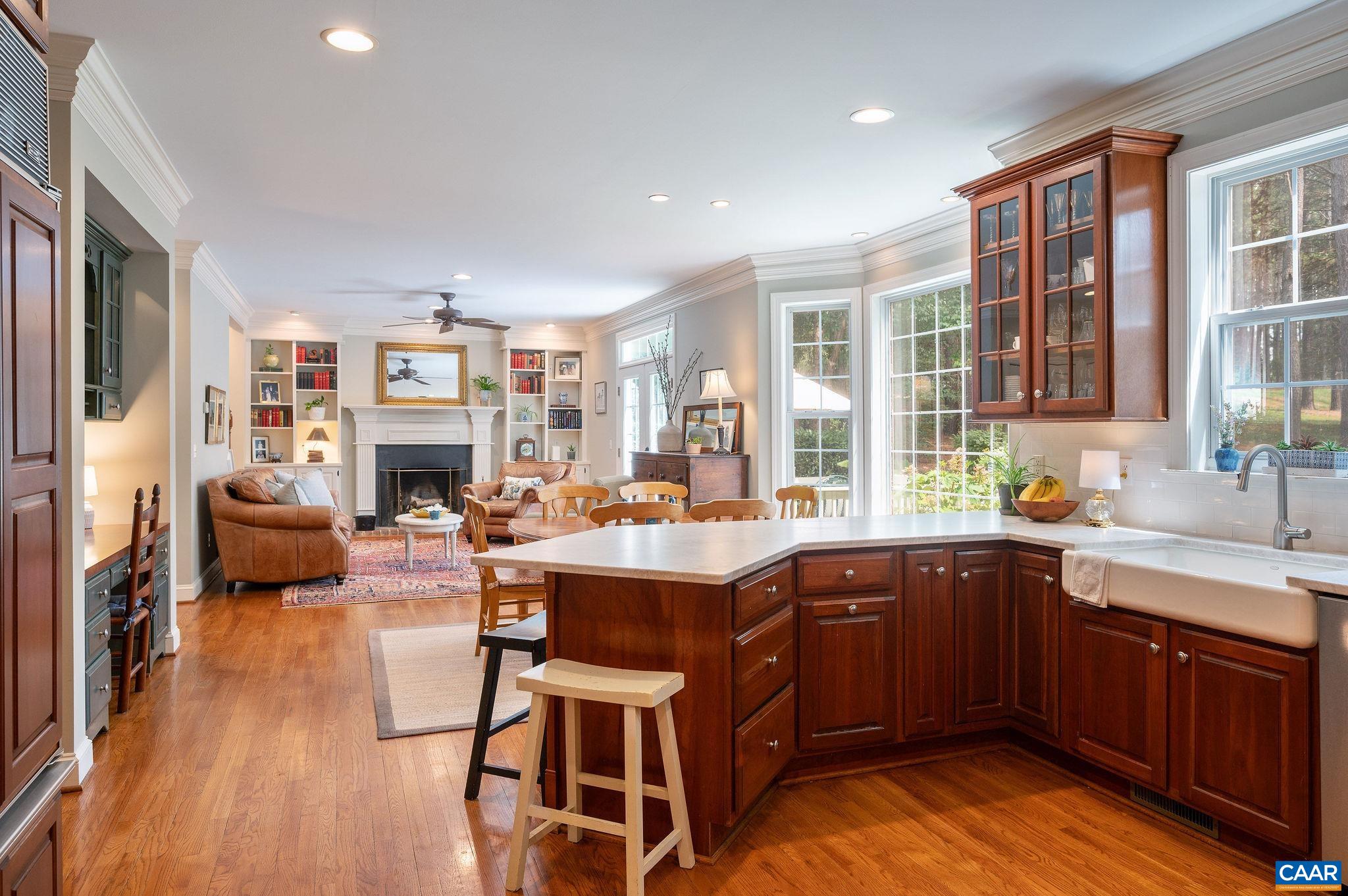 1390 CORKTREE LN