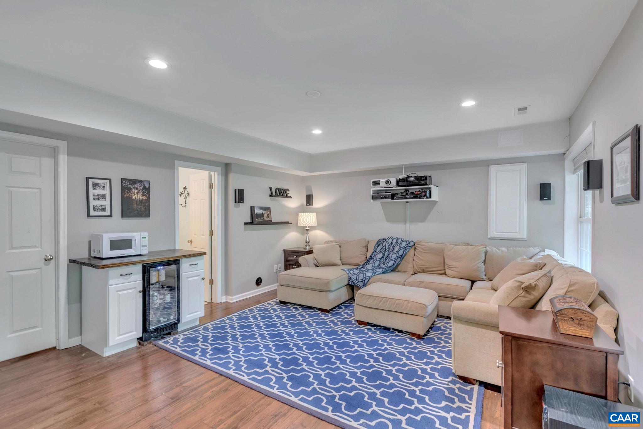 1627 STONEY CREEK DR