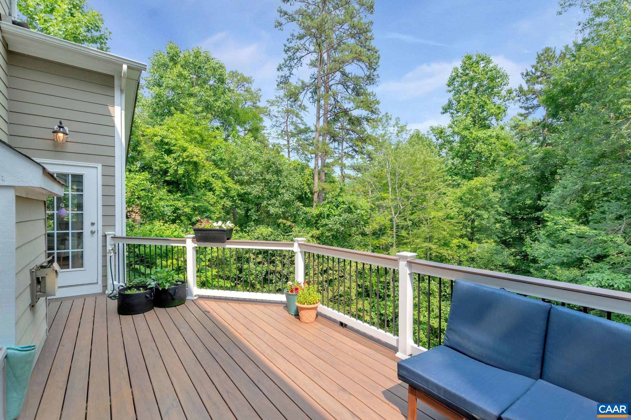 1627 STONEY CREEK DR