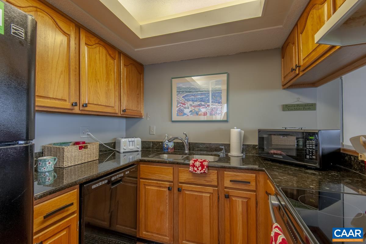 1437 HIGHLANDS CONDOS
