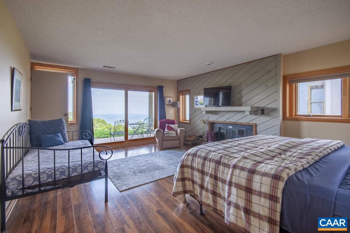 1437 HIGHLANDS CONDOS