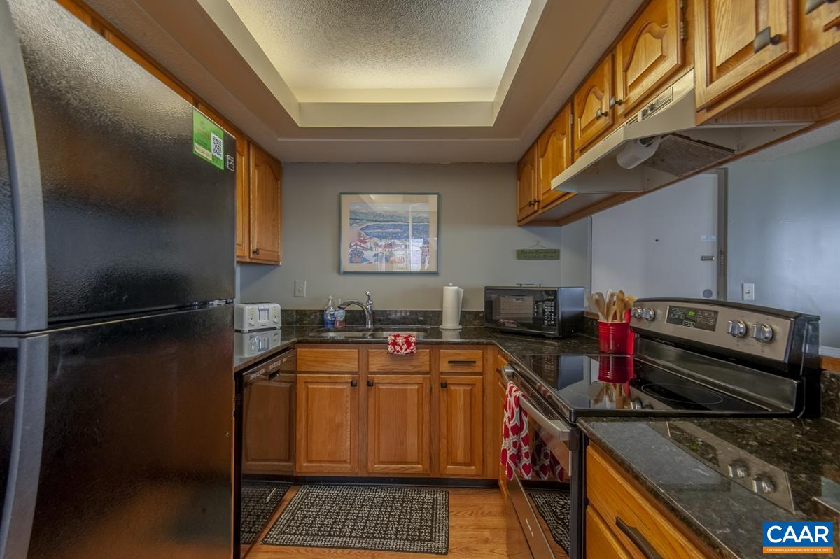 1437 HIGHLANDS CONDOS