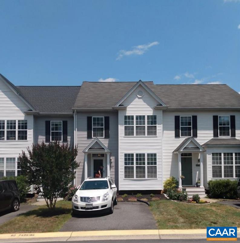 4727 BLUEJAY WAY
