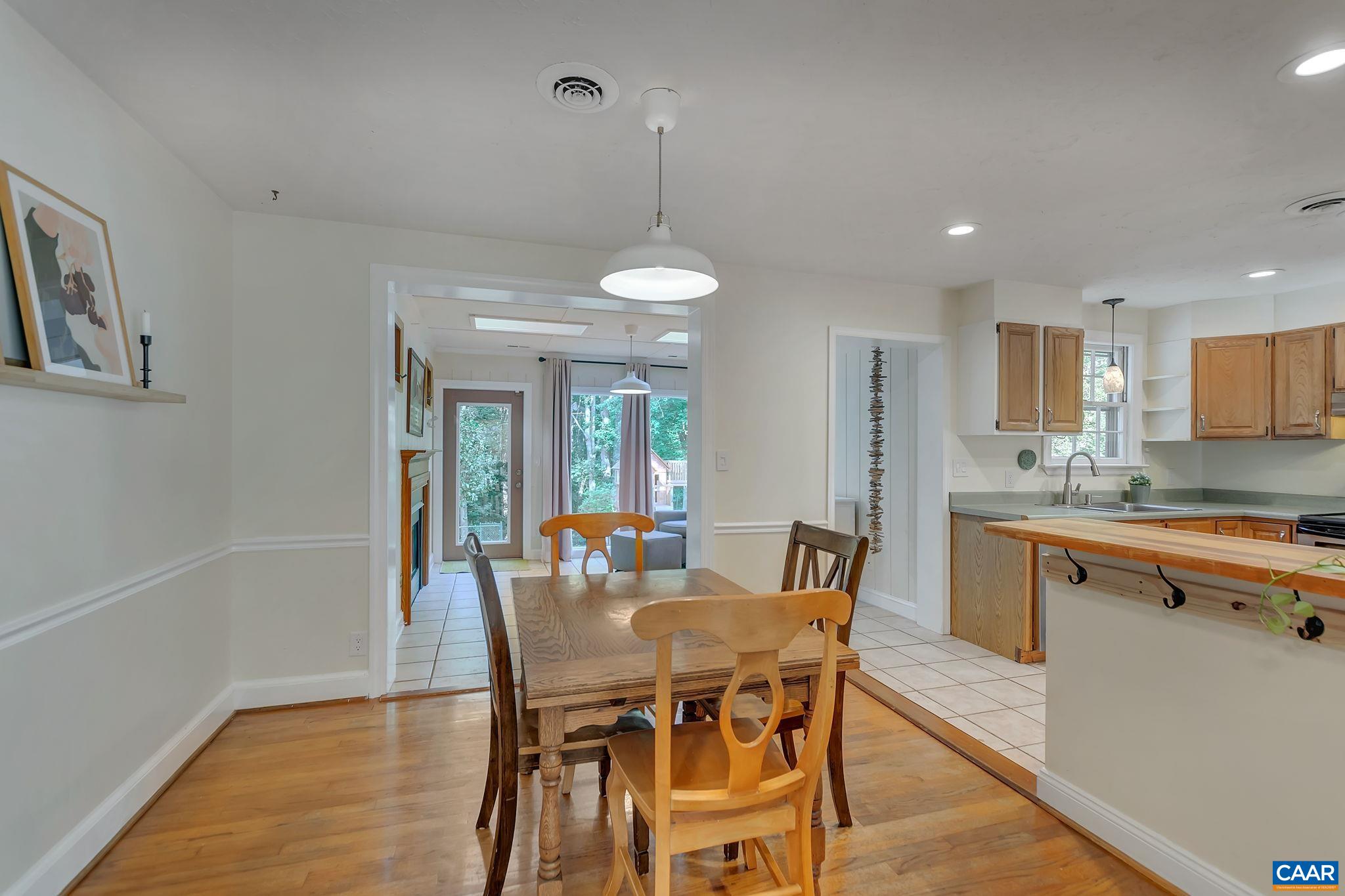 405 WESTMORELAND CT