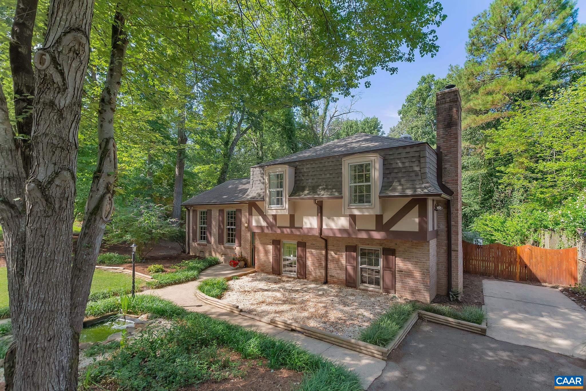405 WESTMORELAND CT