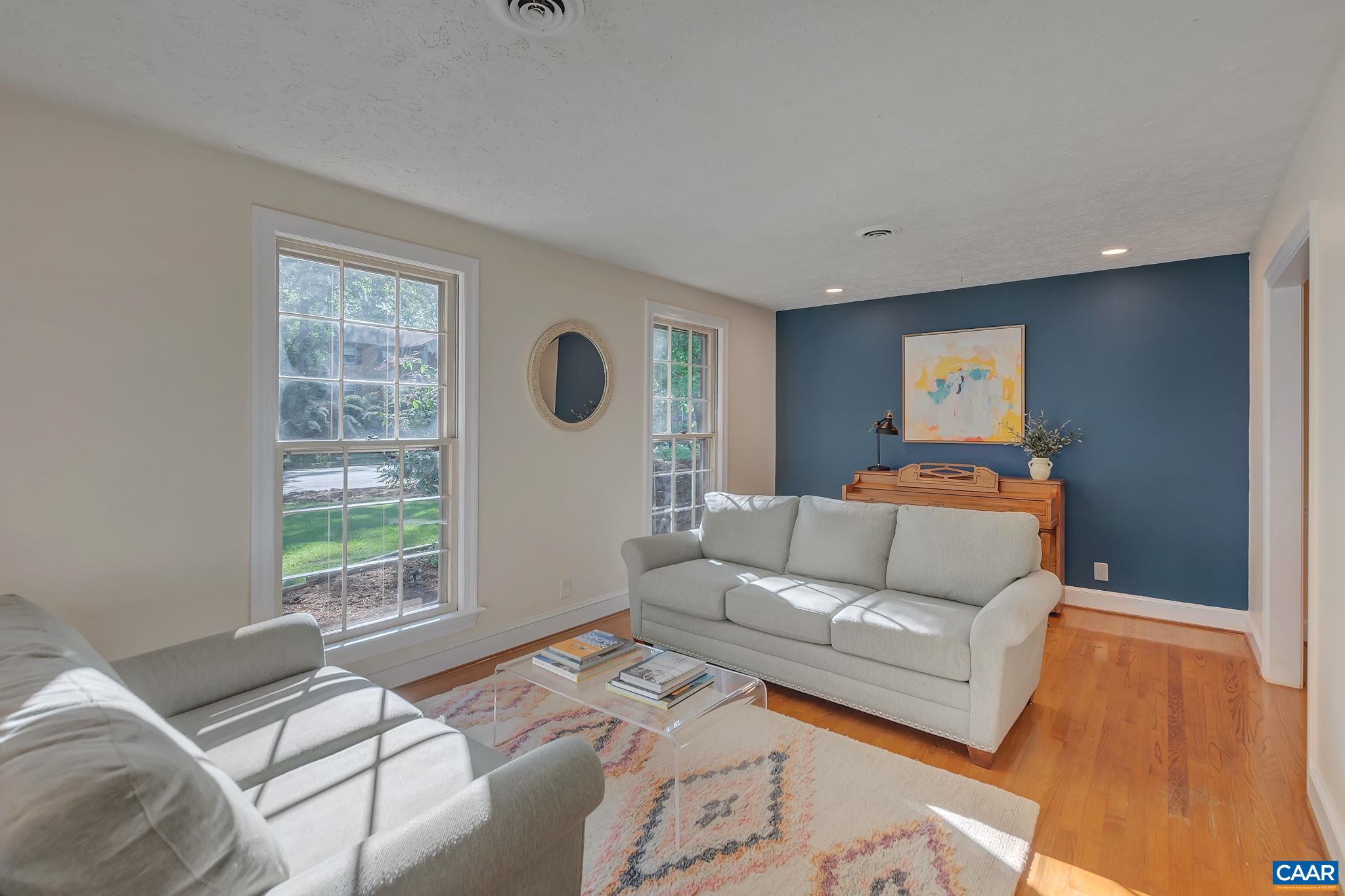 405 WESTMORELAND CT