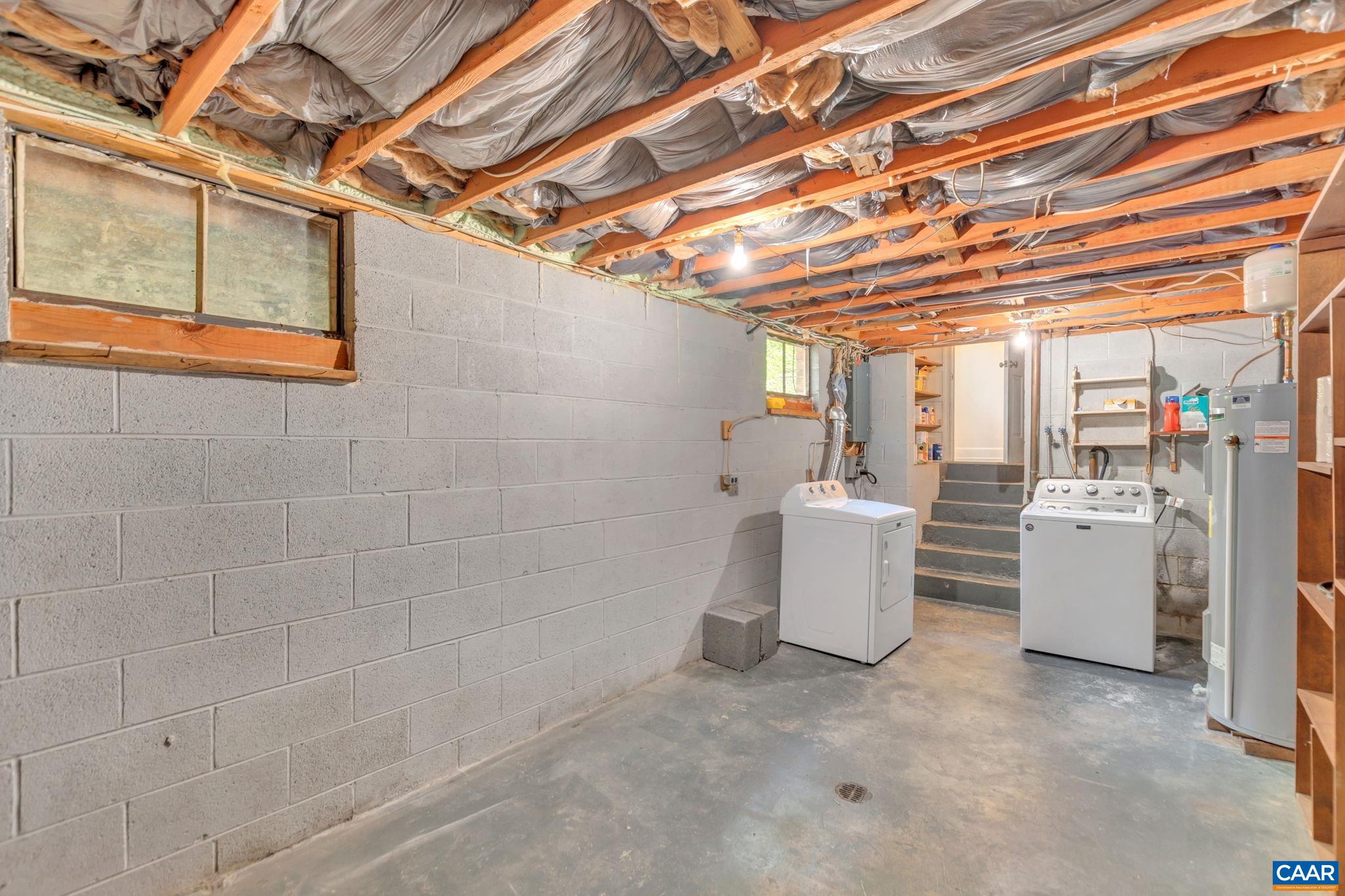 405 WESTMORELAND CT