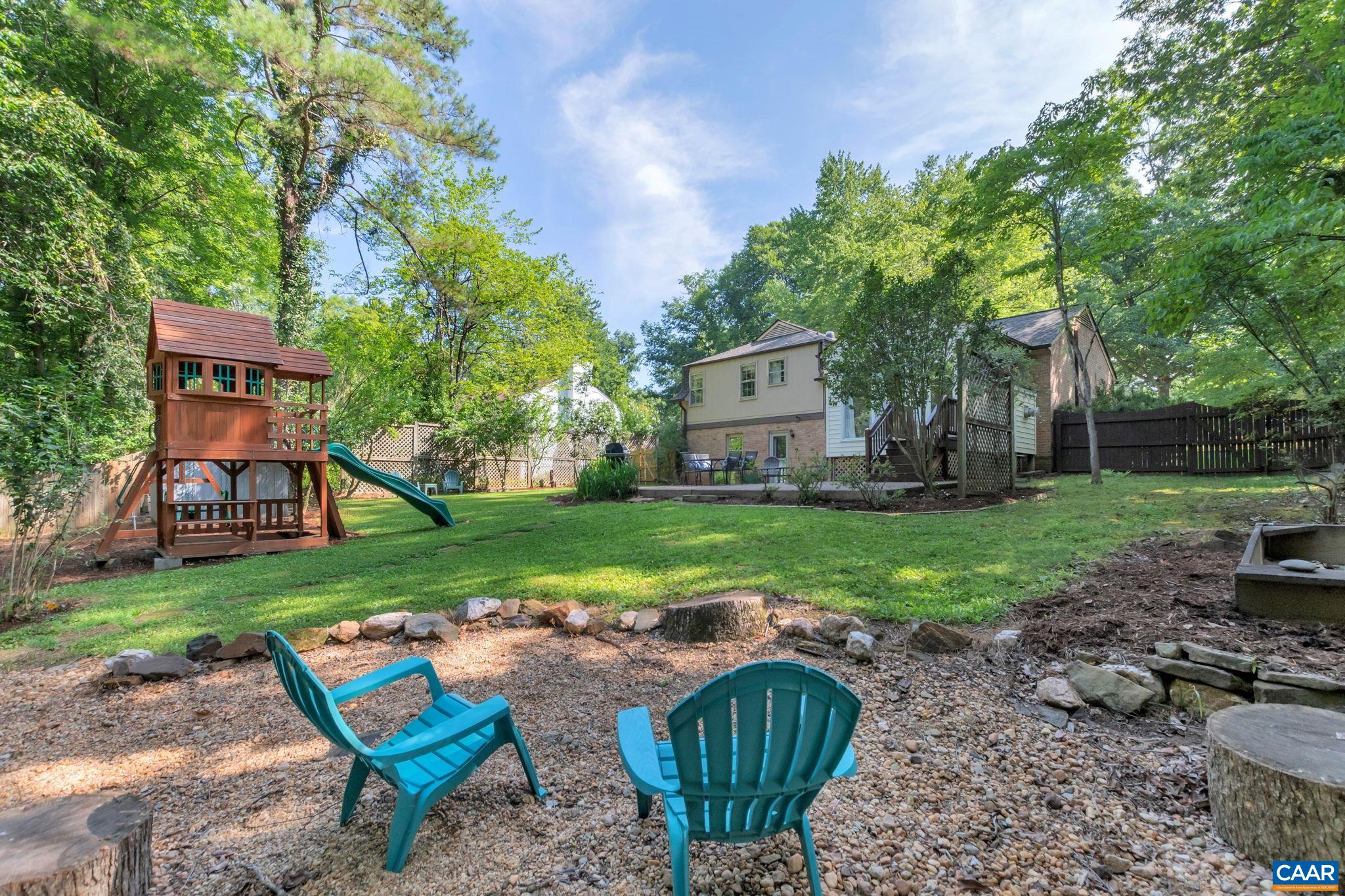405 WESTMORELAND CT
