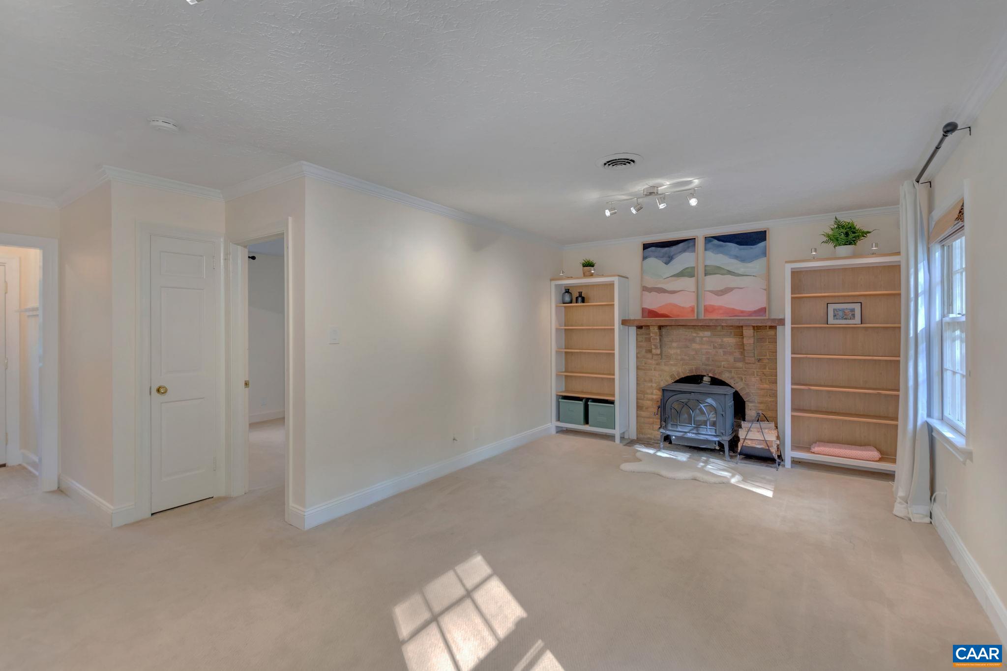 405 WESTMORELAND CT