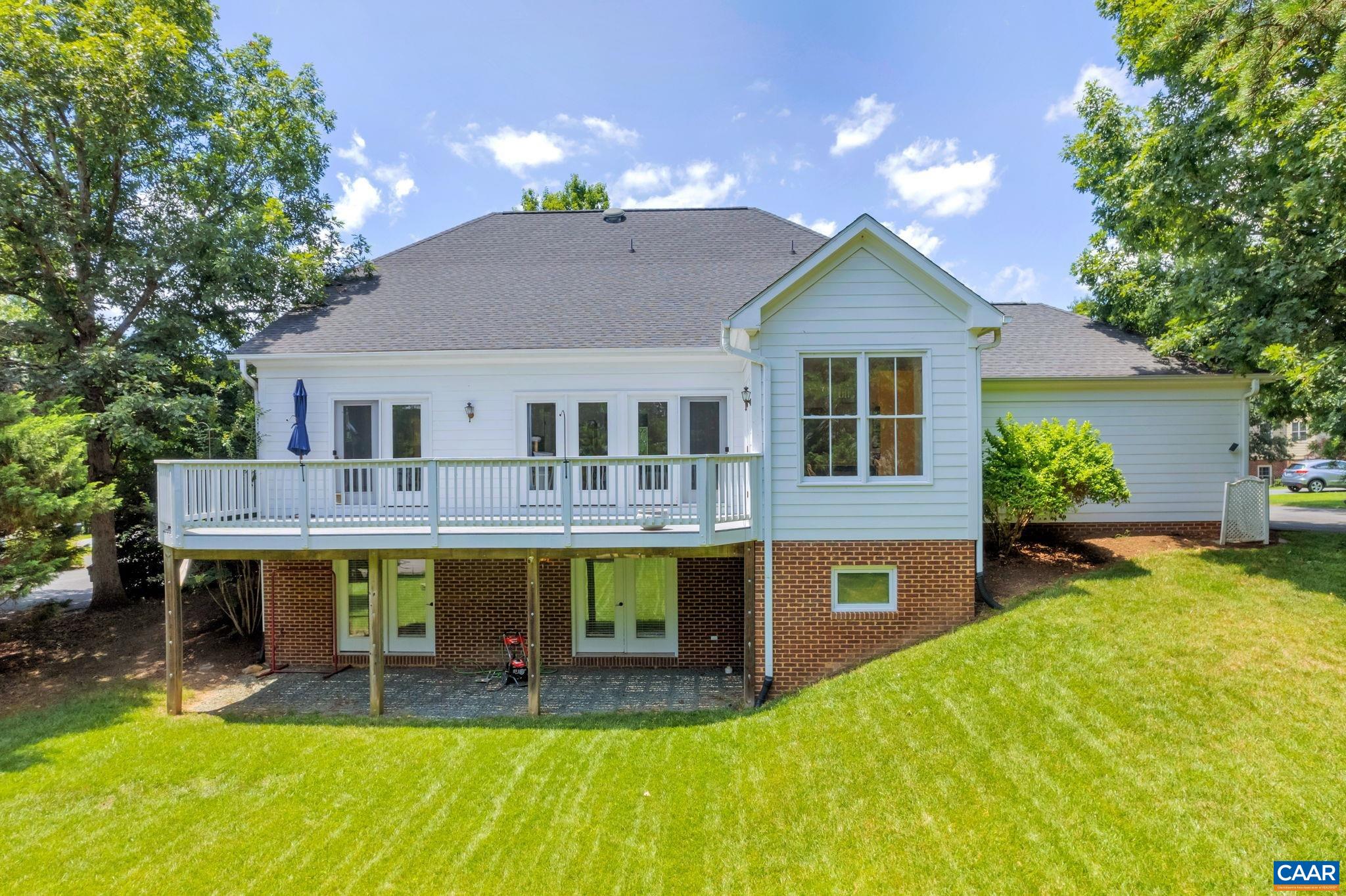 3632 VICTORIA LN