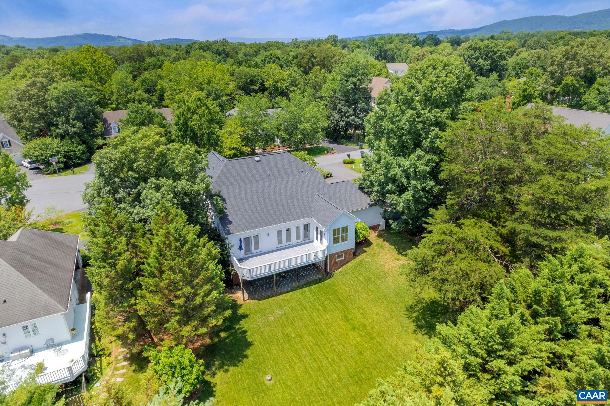 3632 VICTORIA LN