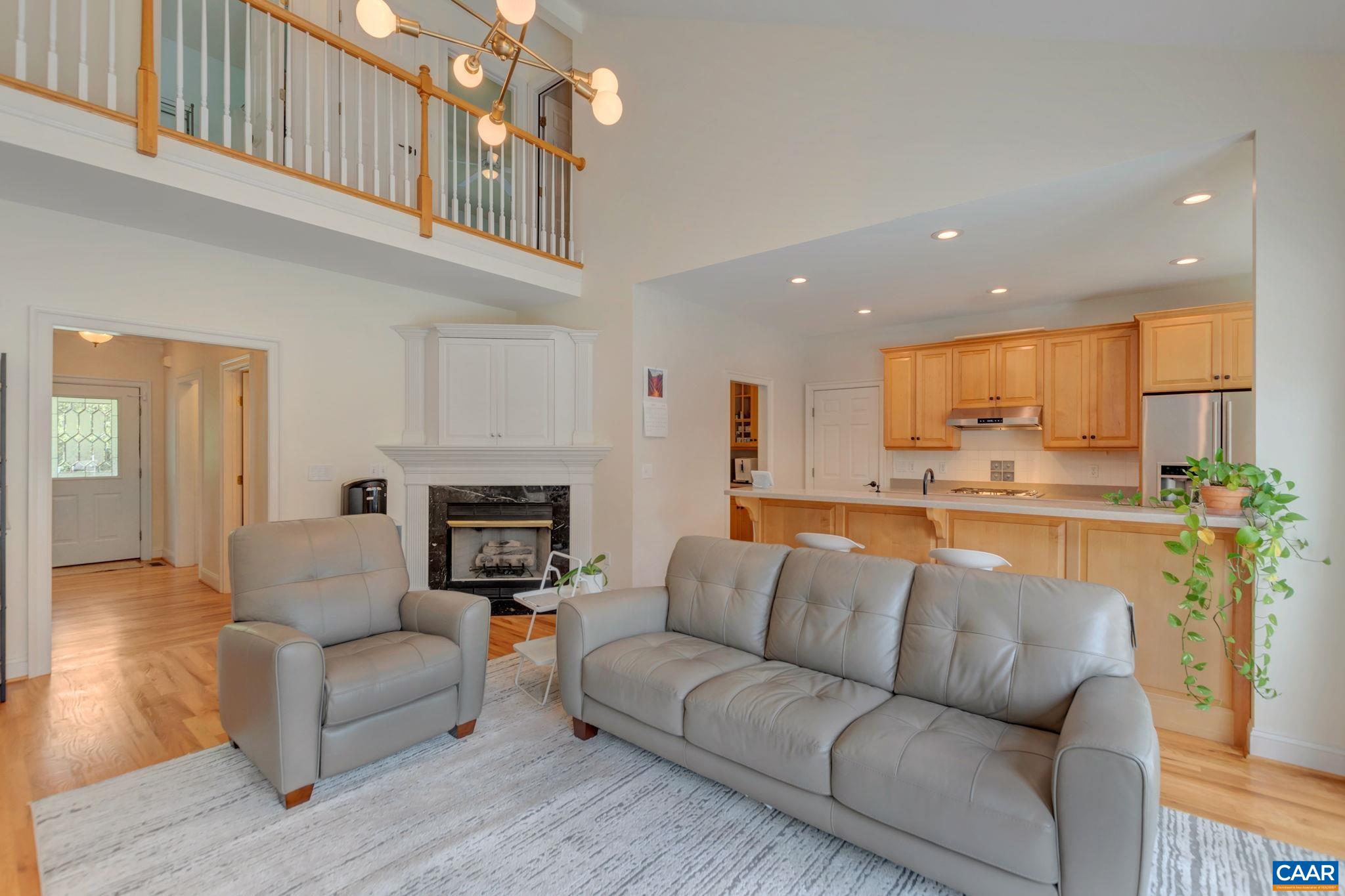 3632 VICTORIA LN