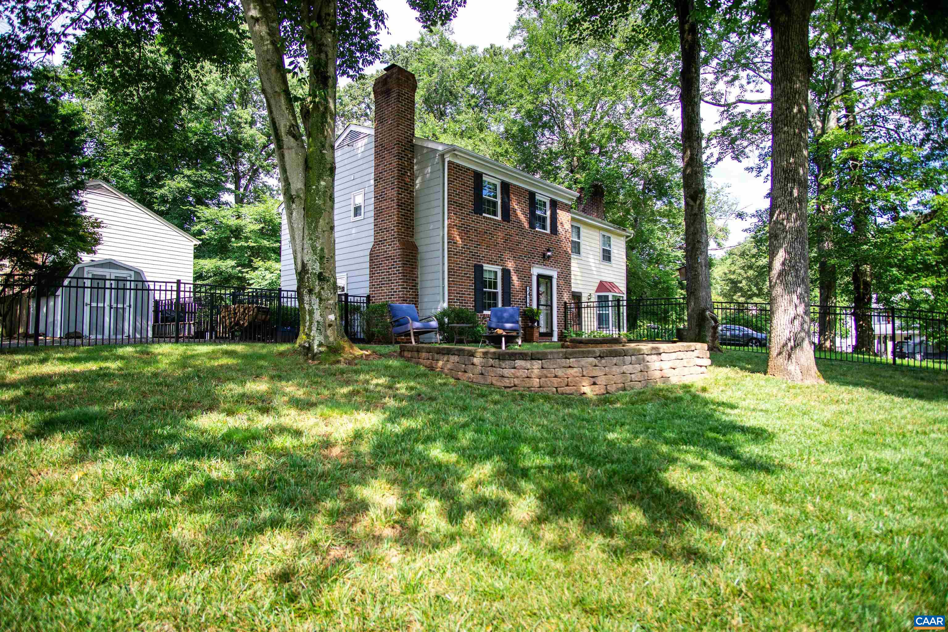 2415 WHITNEY CT