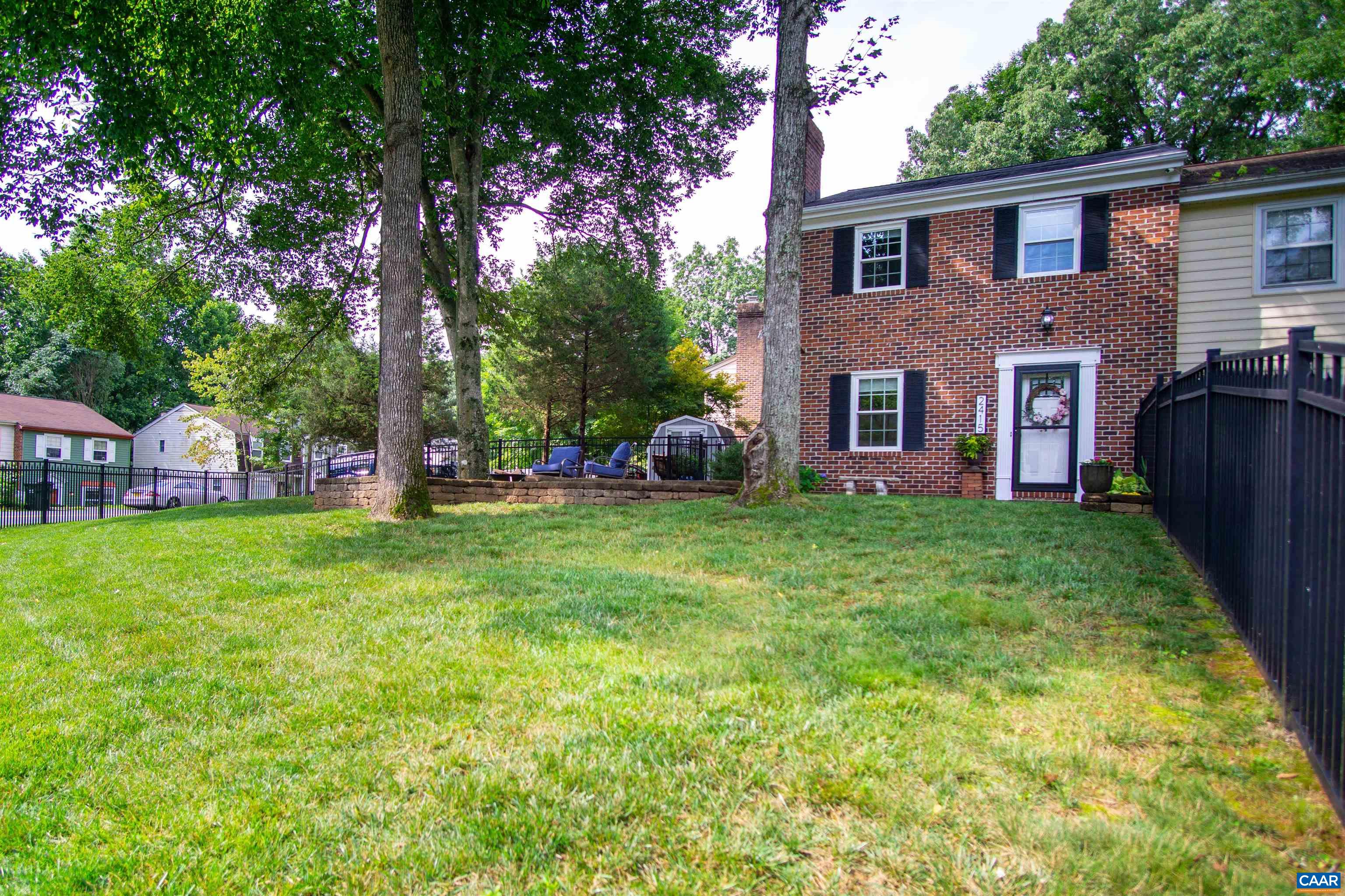 2415 WHITNEY CT