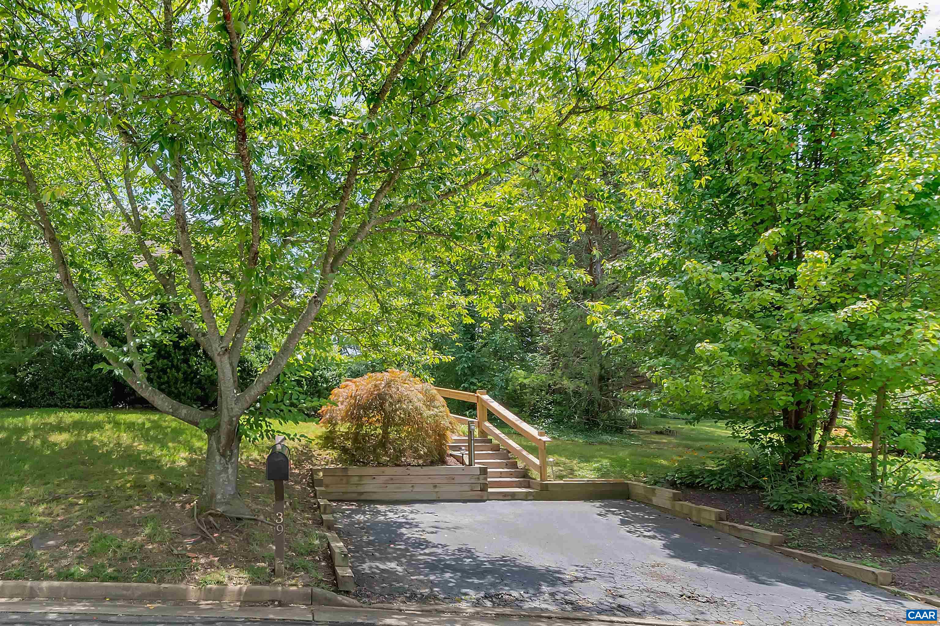 39 WATERWHEEL DR