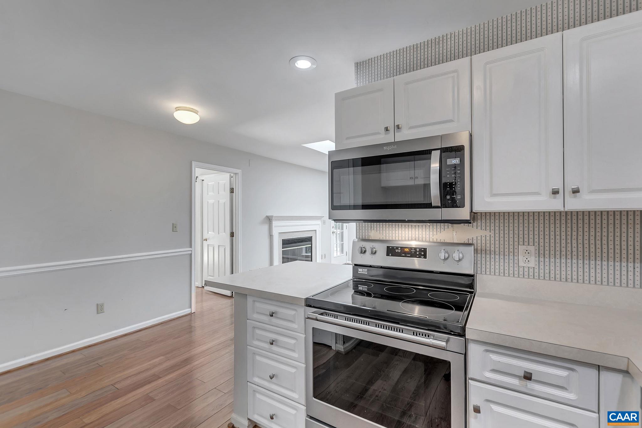 39 WATERWHEEL DR
