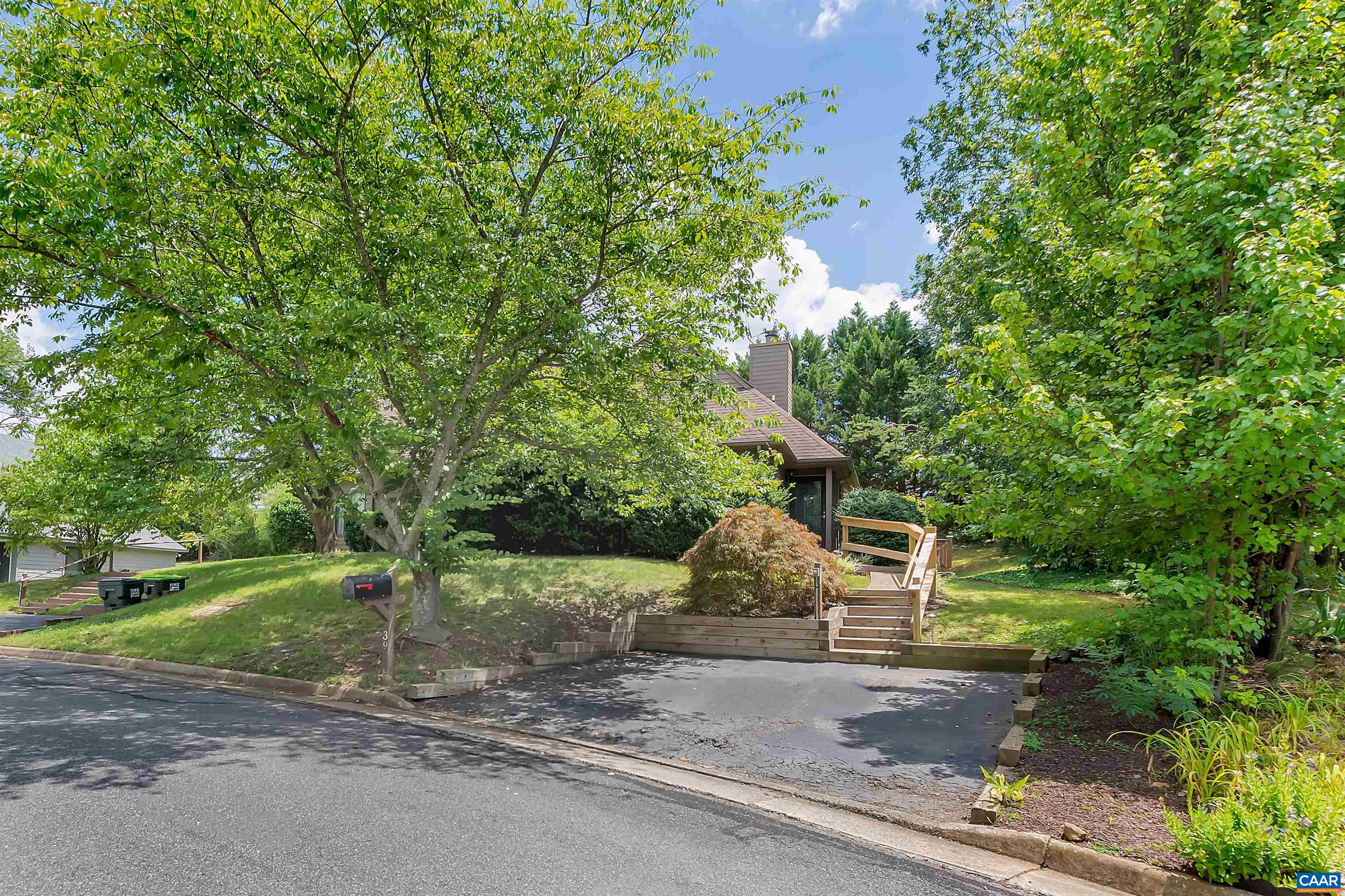 39 WATERWHEEL DR