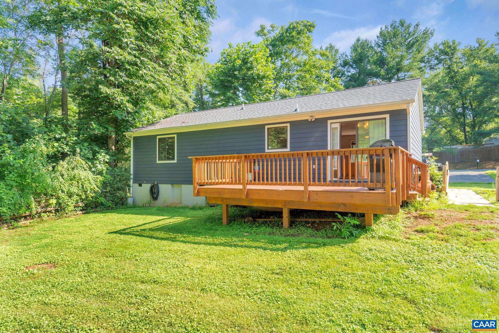 1433 ORCHARD DR