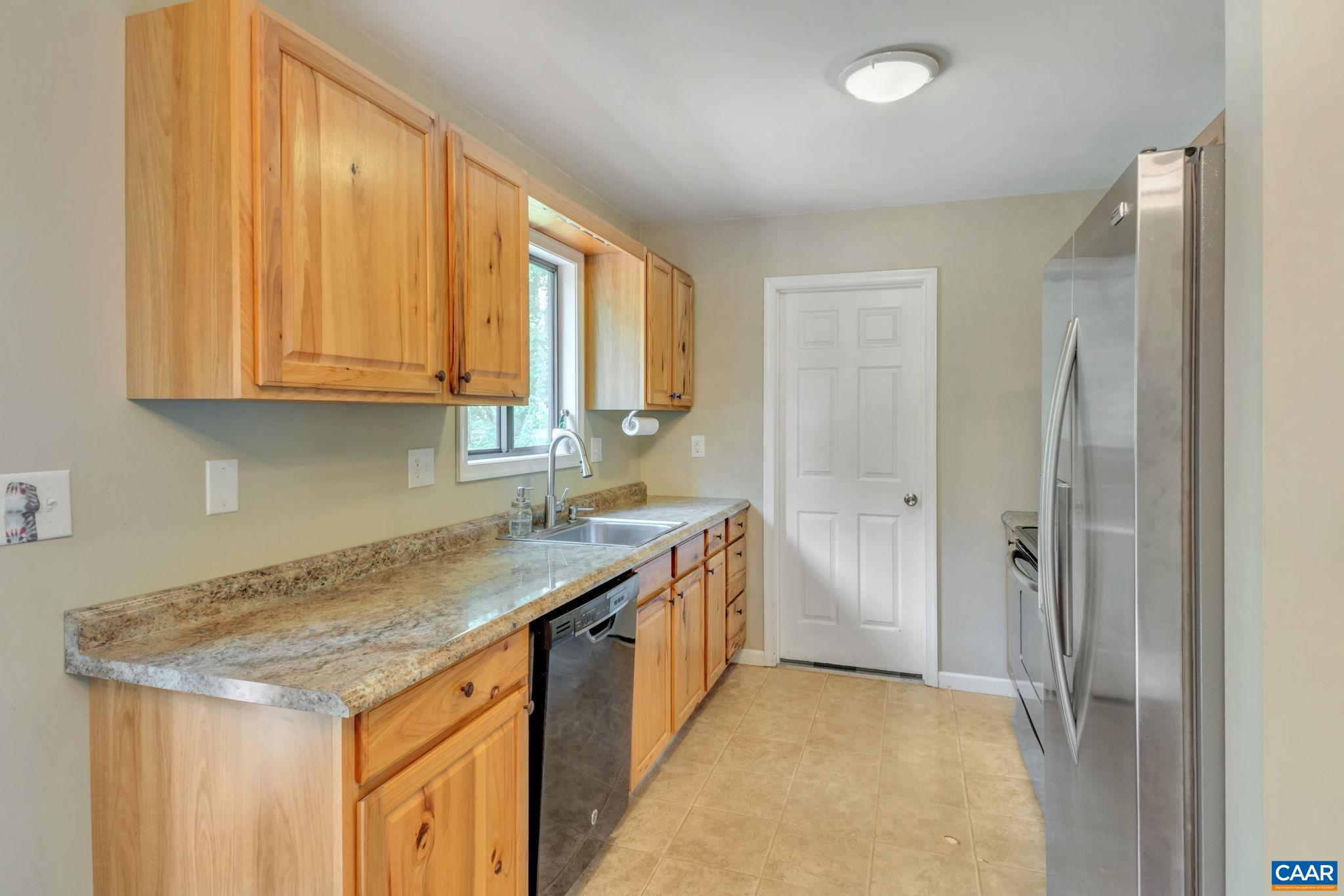 1433 ORCHARD DR