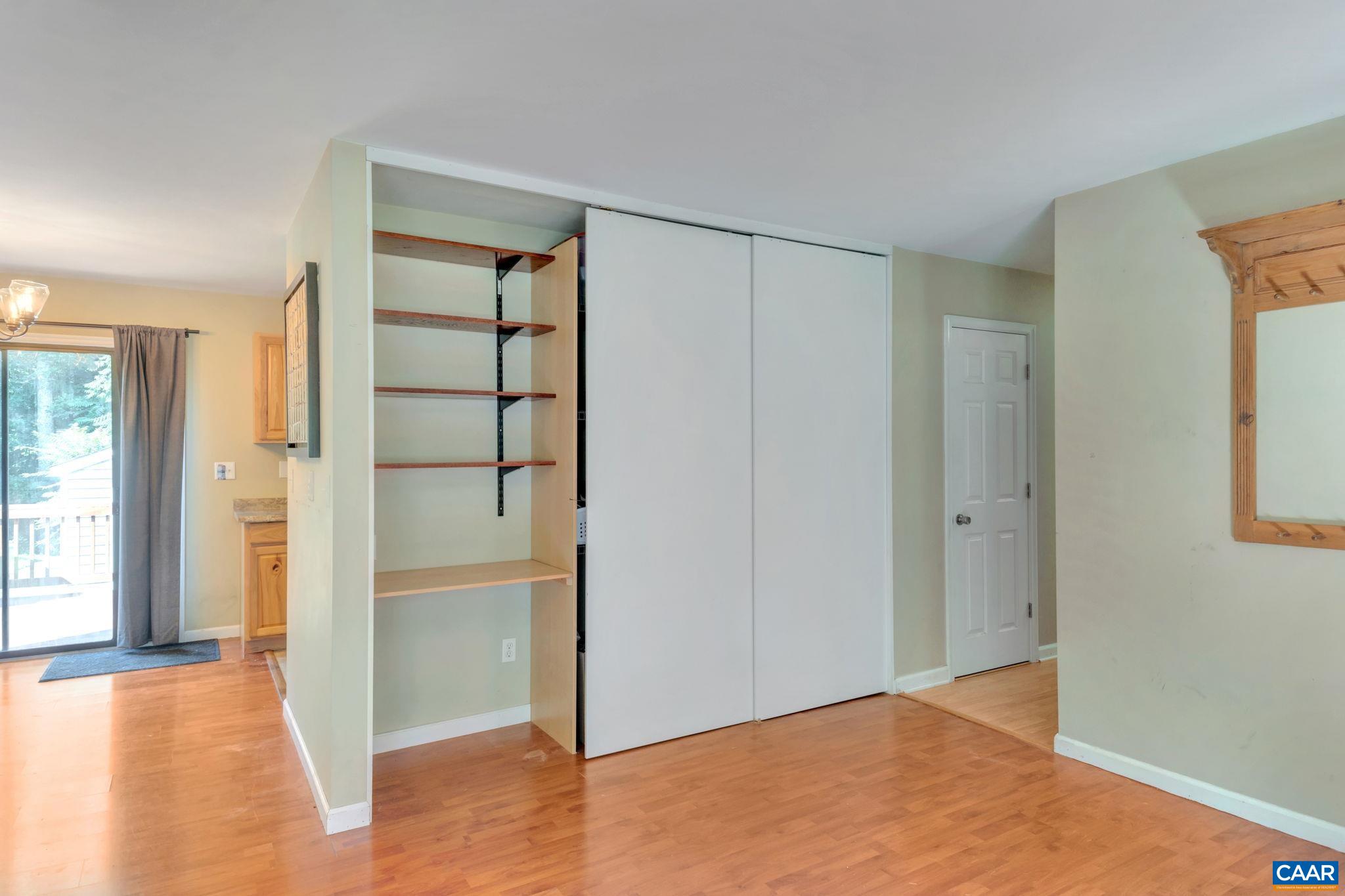 1433 ORCHARD DR
