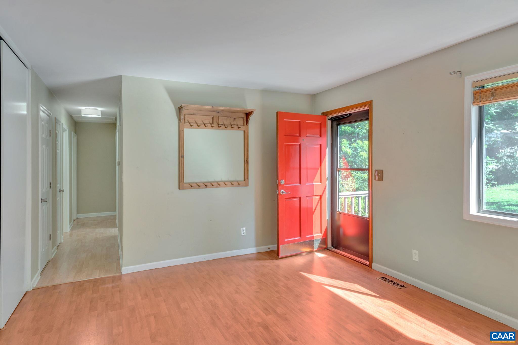 1433 ORCHARD DR