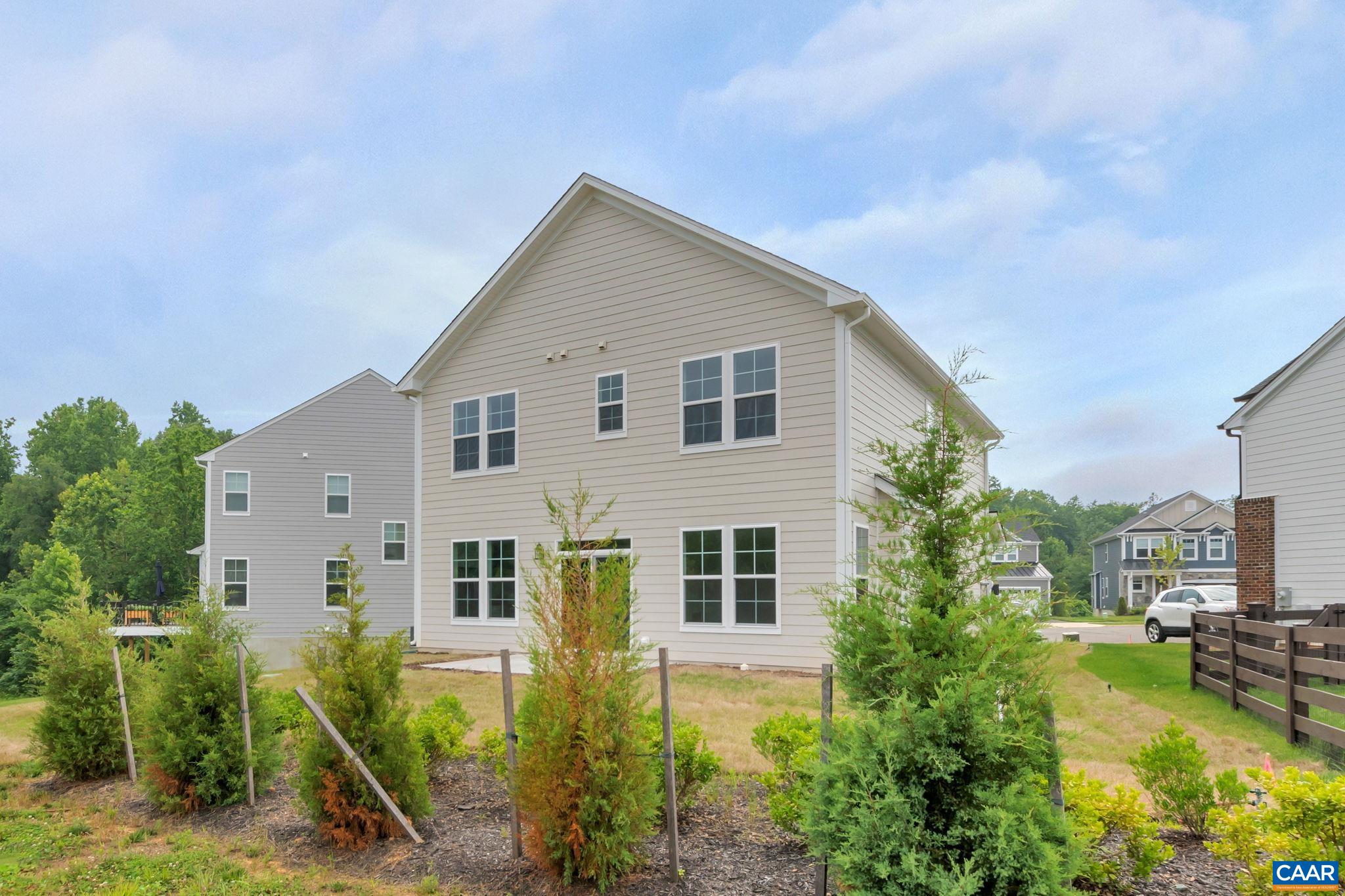 2109 DUNWOOD DR