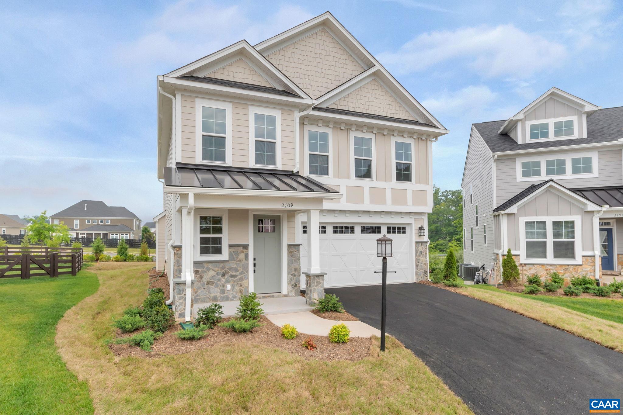 2109 DUNWOOD DR