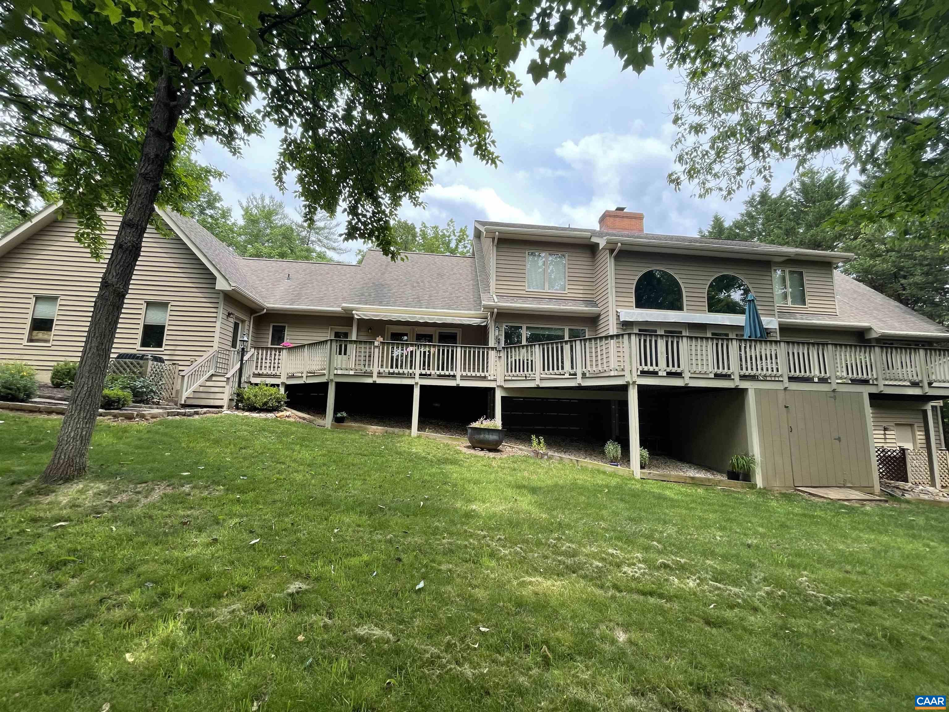 780 STONEY CREEK EAST