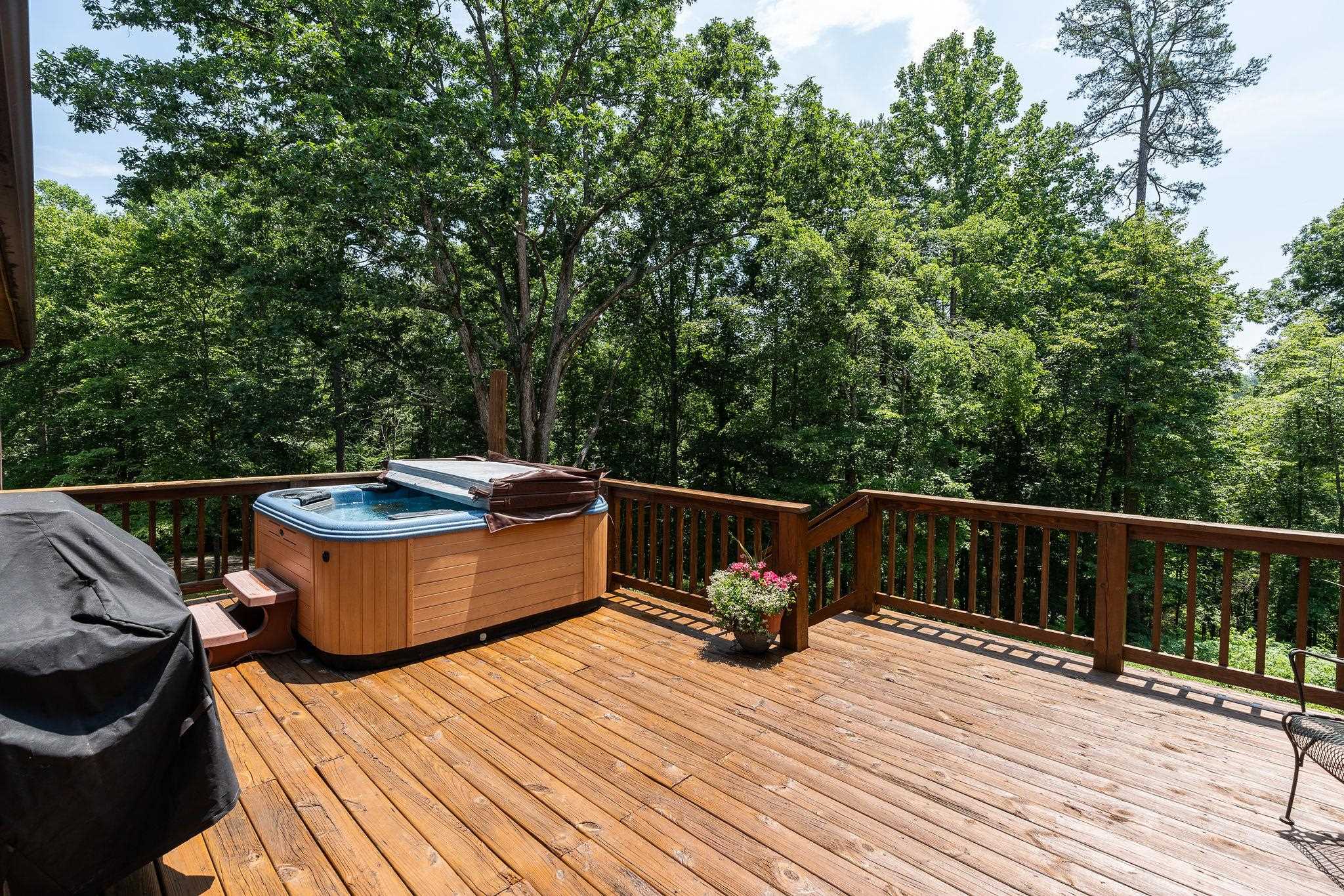 200 HEATHER CREST PL