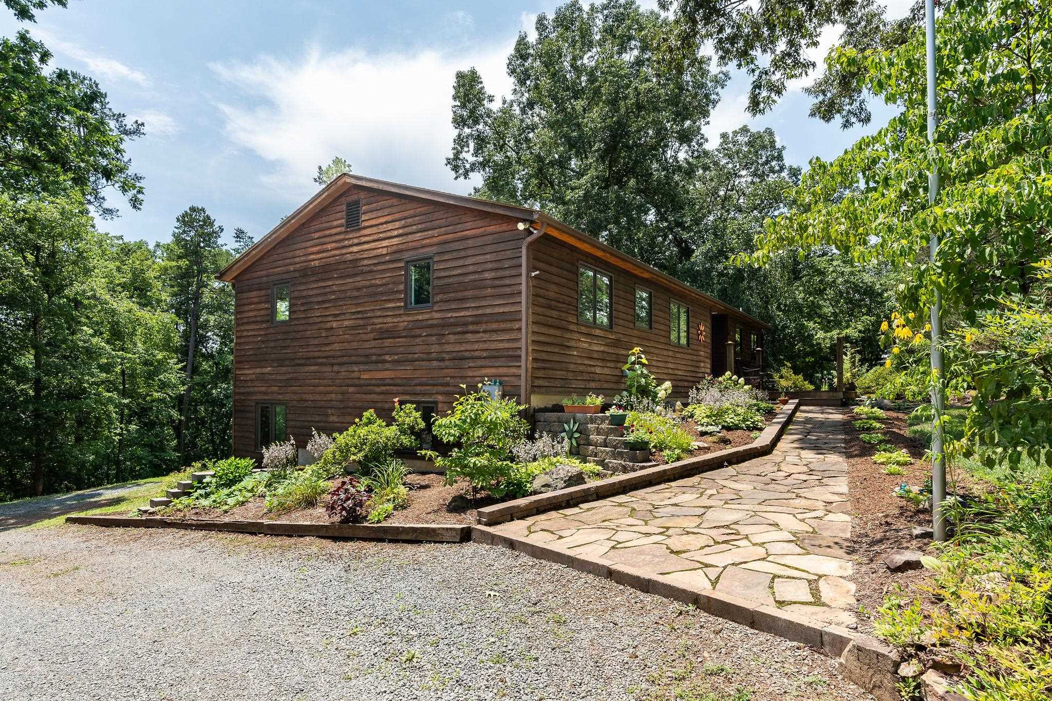 200 HEATHER CREST PL