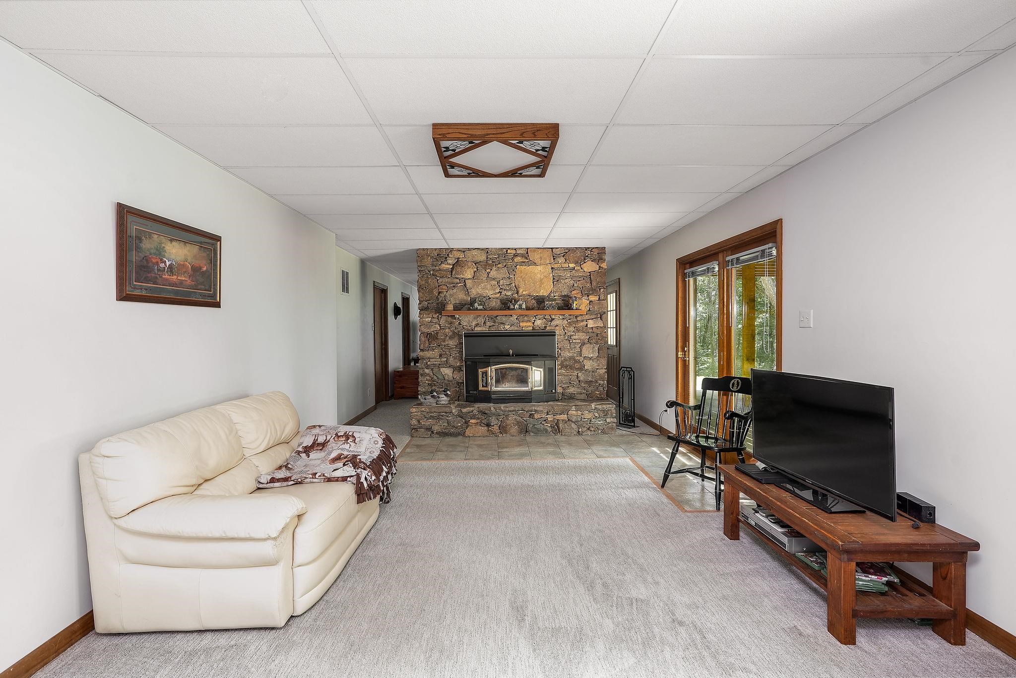 200 HEATHER CREST PL