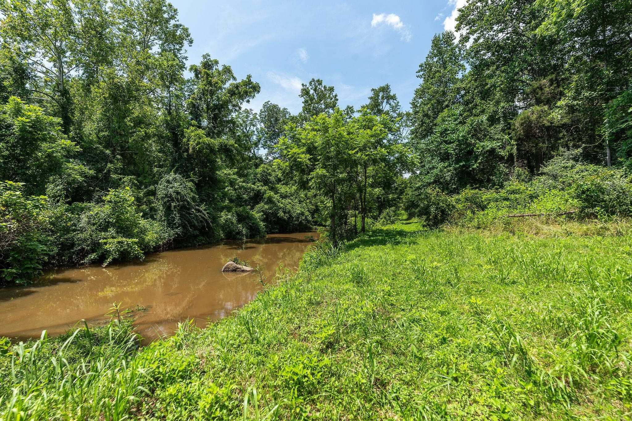 200 HEATHER CREST PL