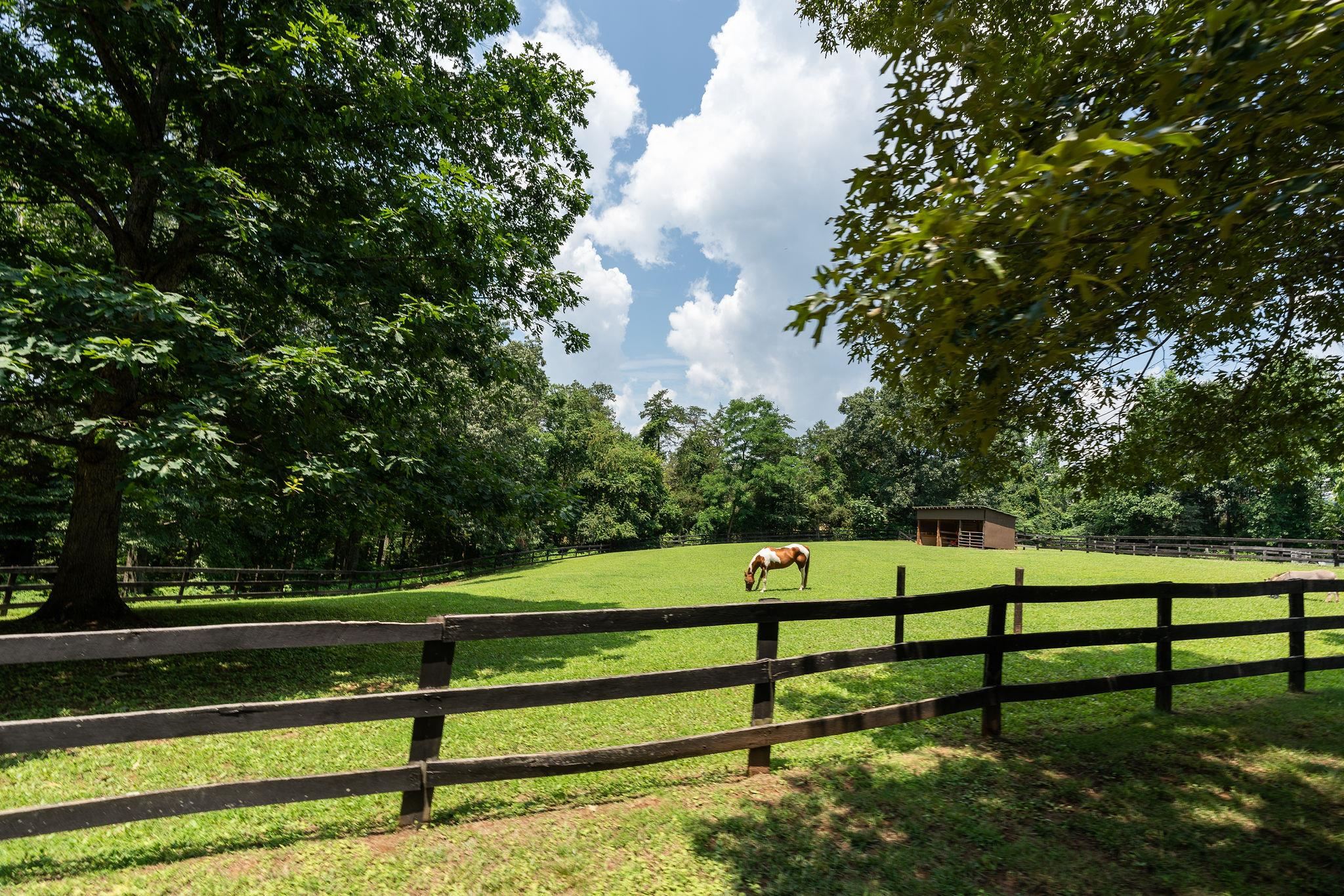 200 HEATHER CREST PL