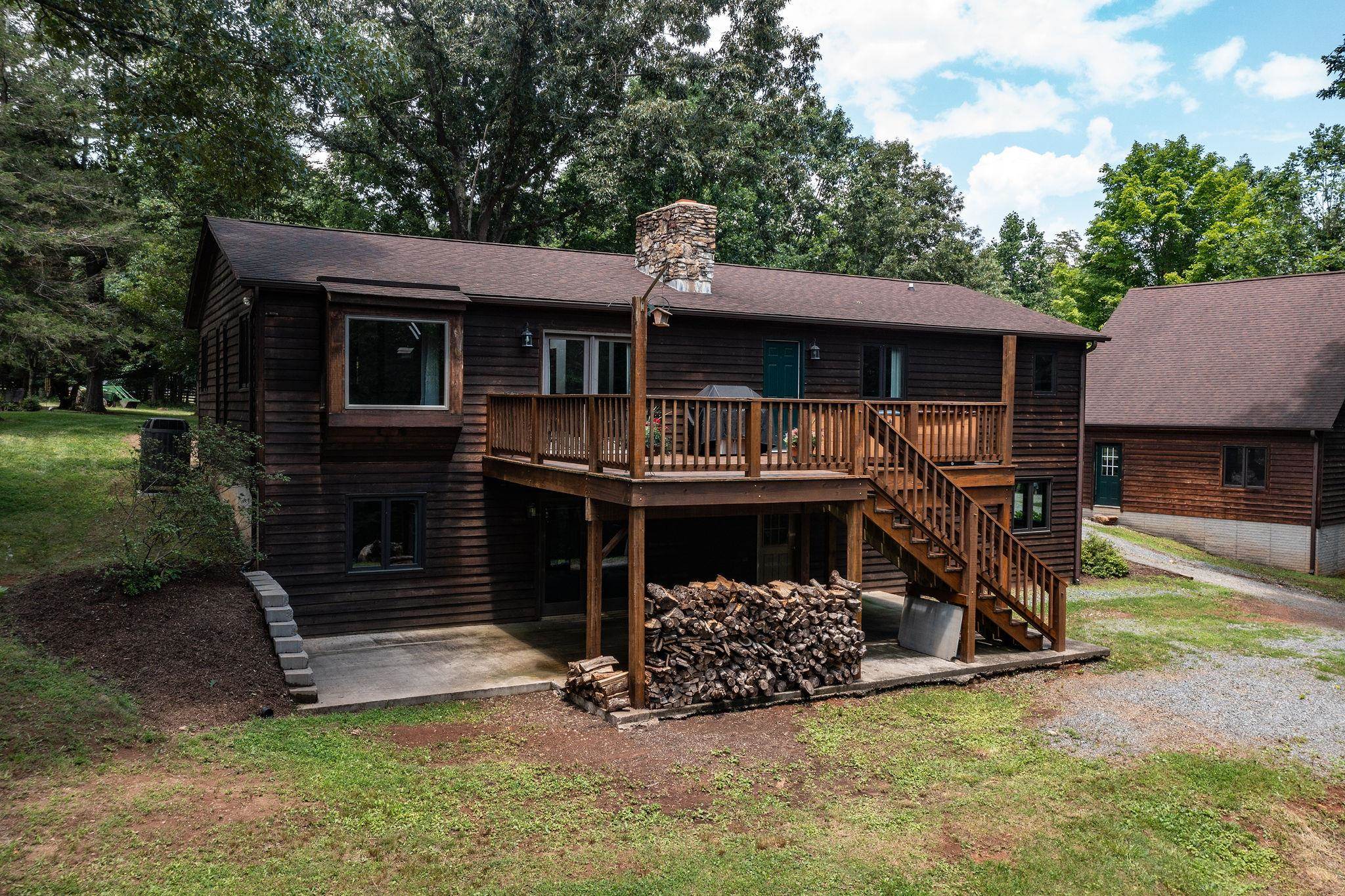 200 HEATHER CREST PL