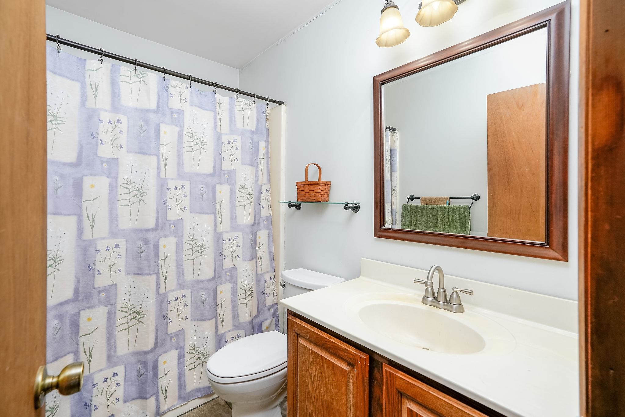 200 HEATHER CREST PL