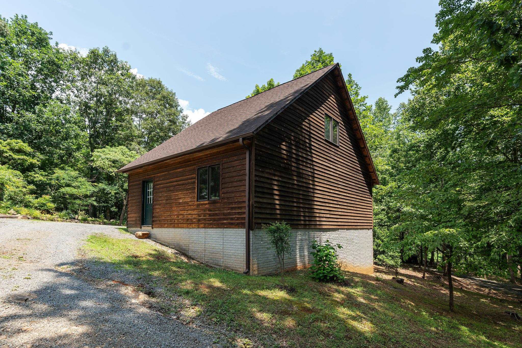 200 HEATHER CREST PL