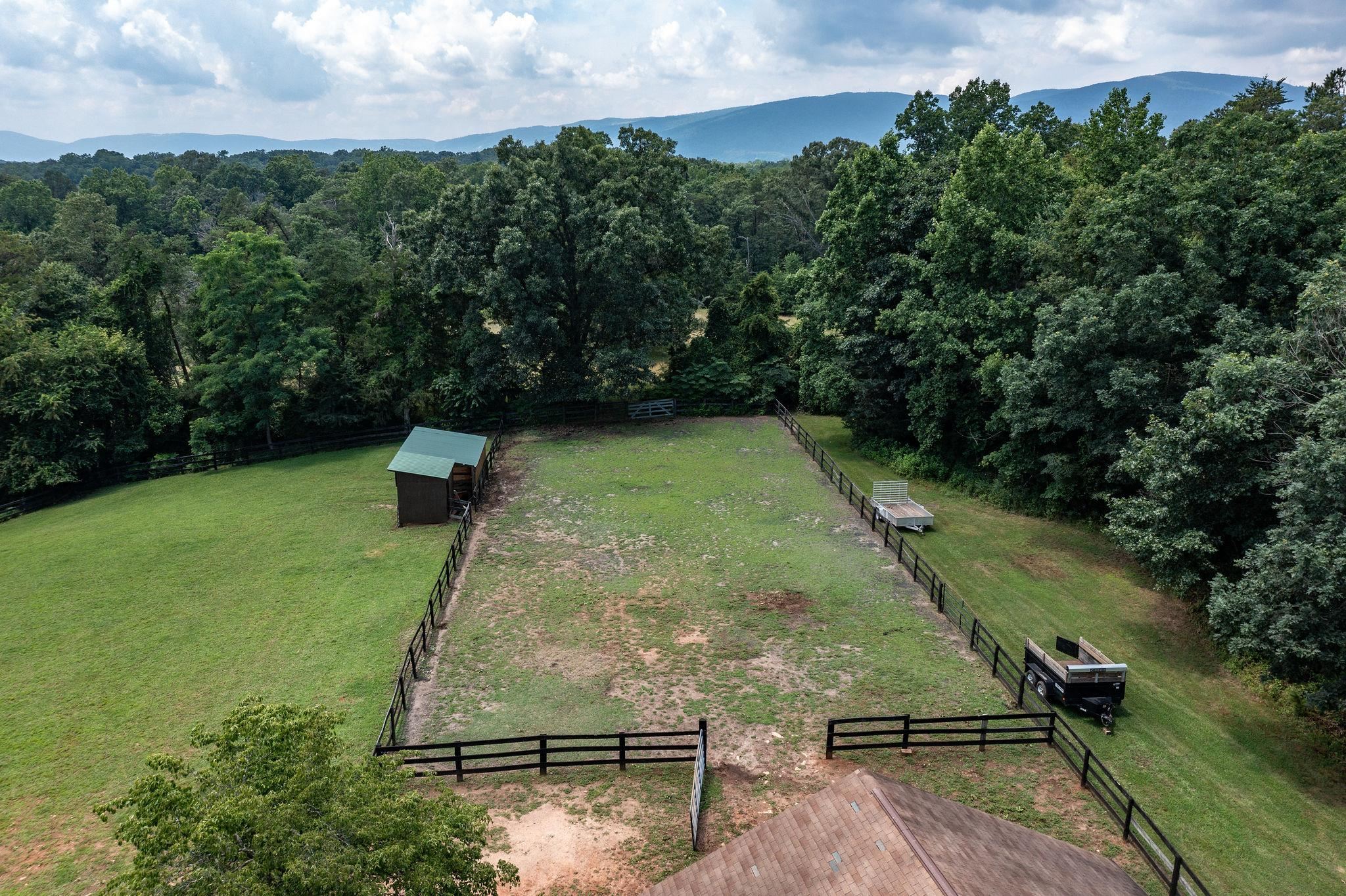 200 HEATHER CREST PL