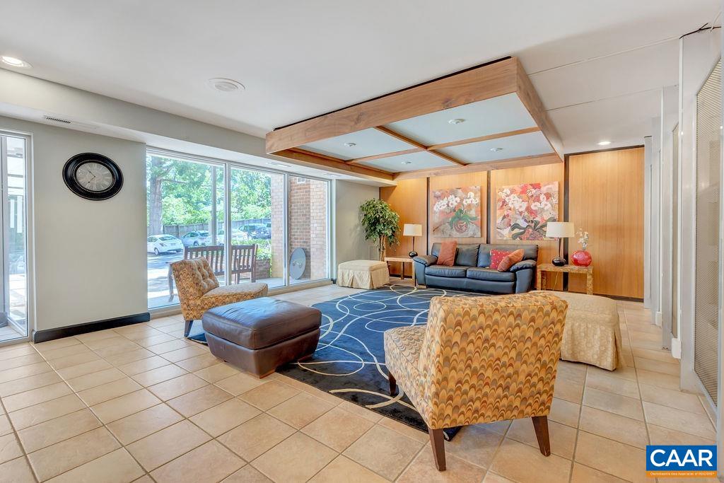511 N 1ST ST Unit: 607