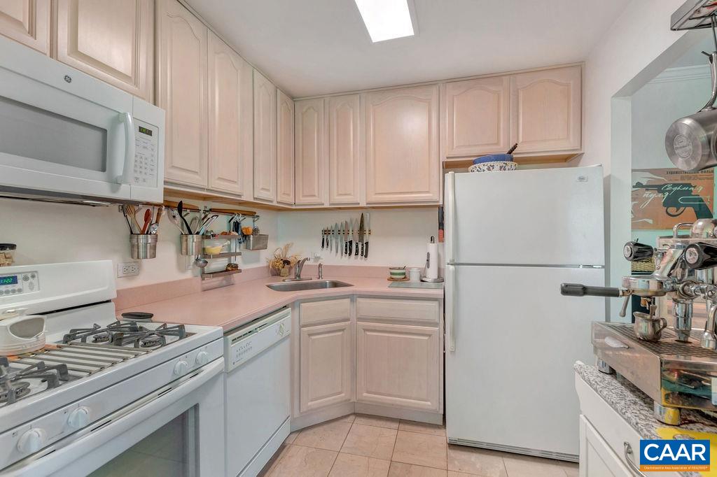 511 N 1ST ST Unit: 607