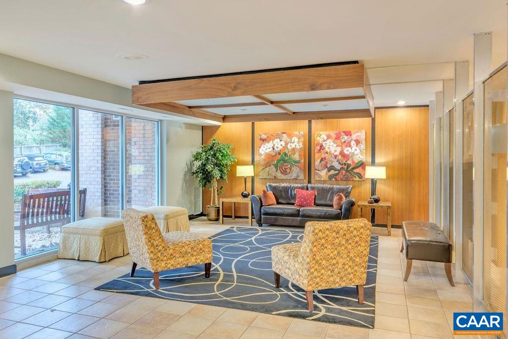 511 N 1ST ST Unit: 607