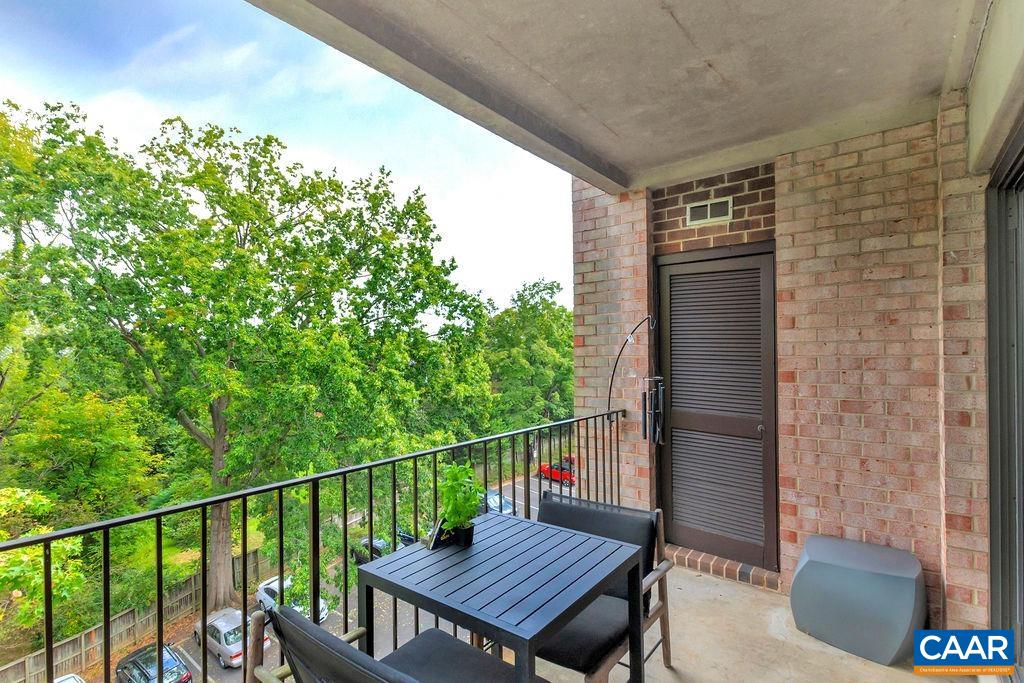 511 N 1ST ST Unit: 607