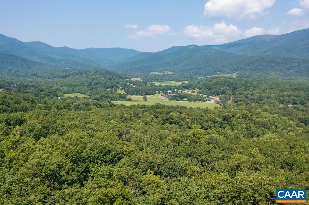 OAKCREST LN Unit: 3