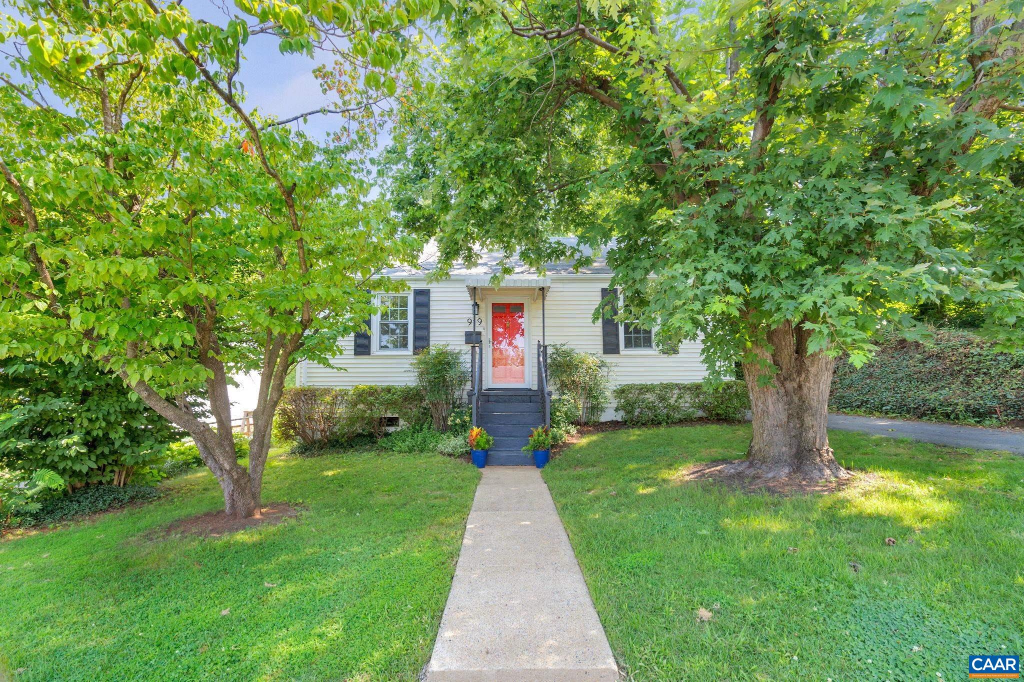 919 ALTAVISTA AVE