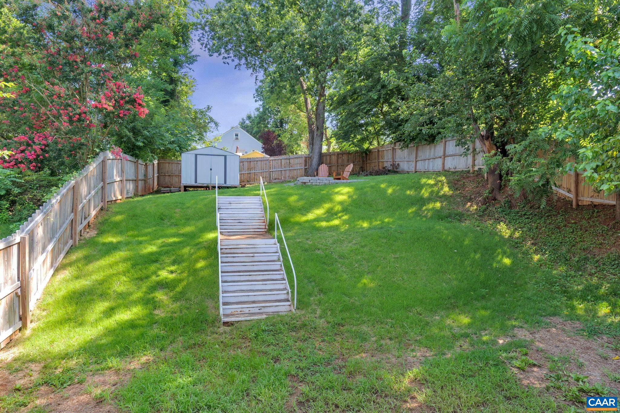 919 ALTAVISTA AVE