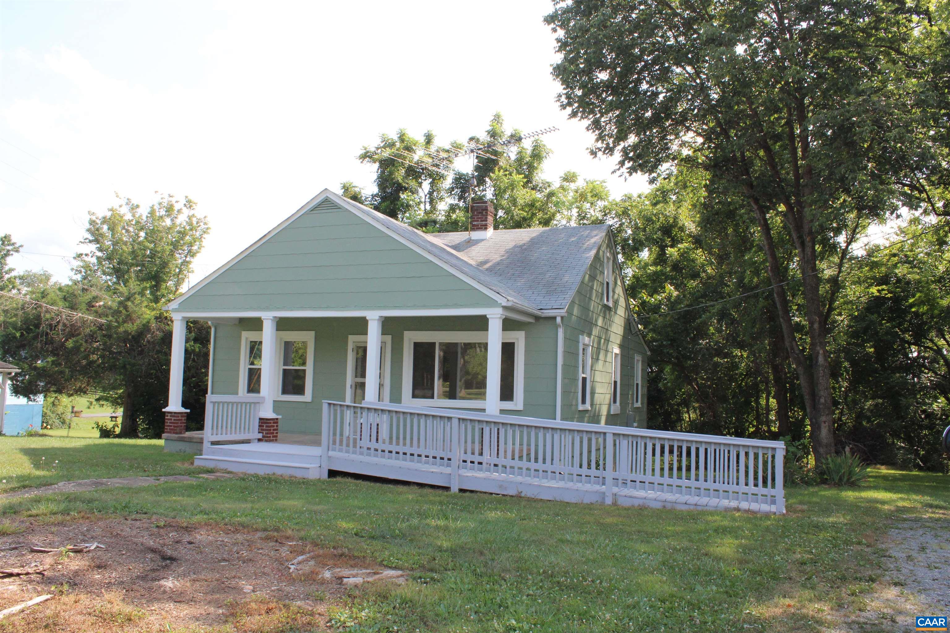 9034 SPOTSWOOD TRL