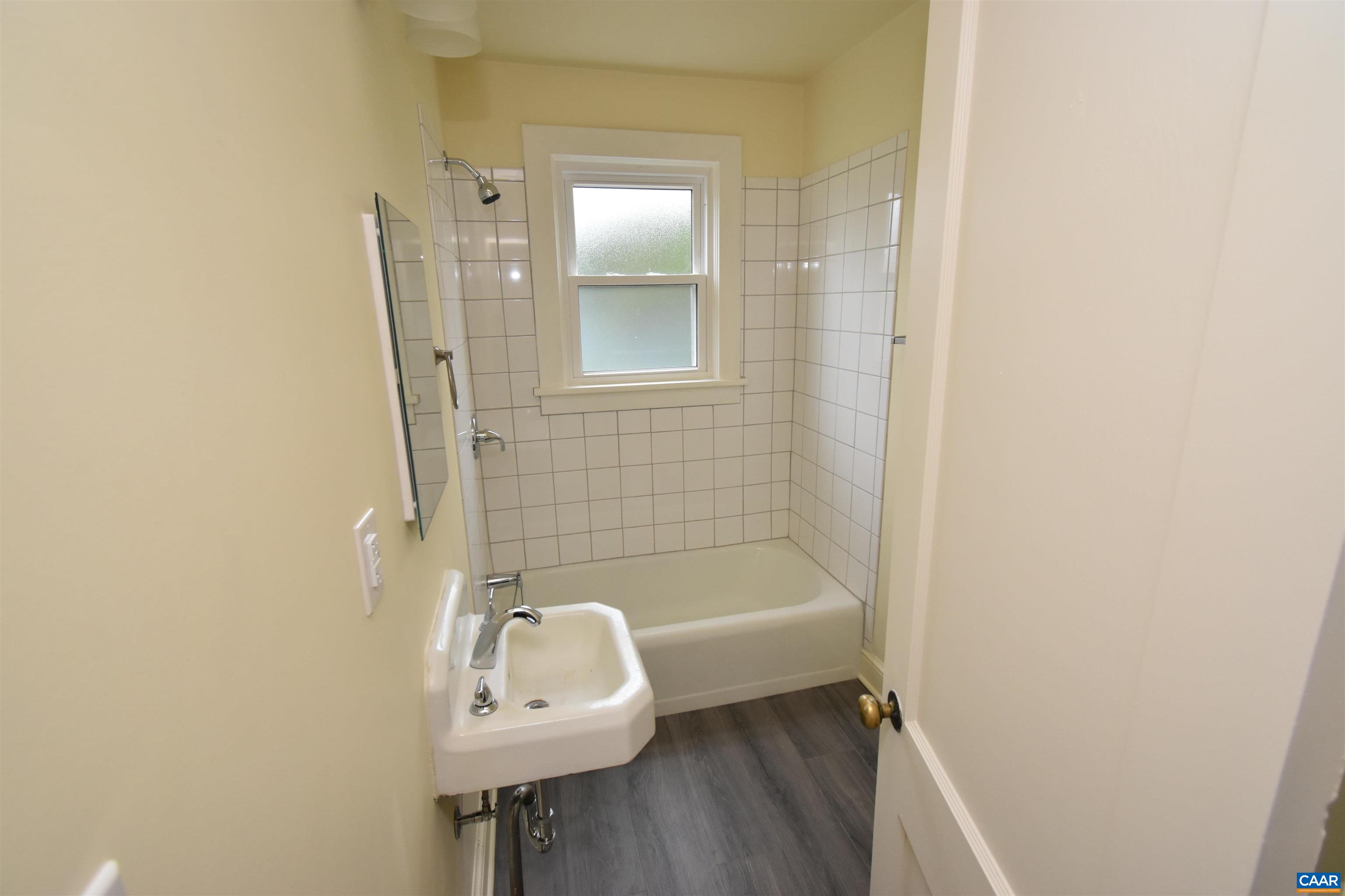 9034 SPOTSWOOD TRL