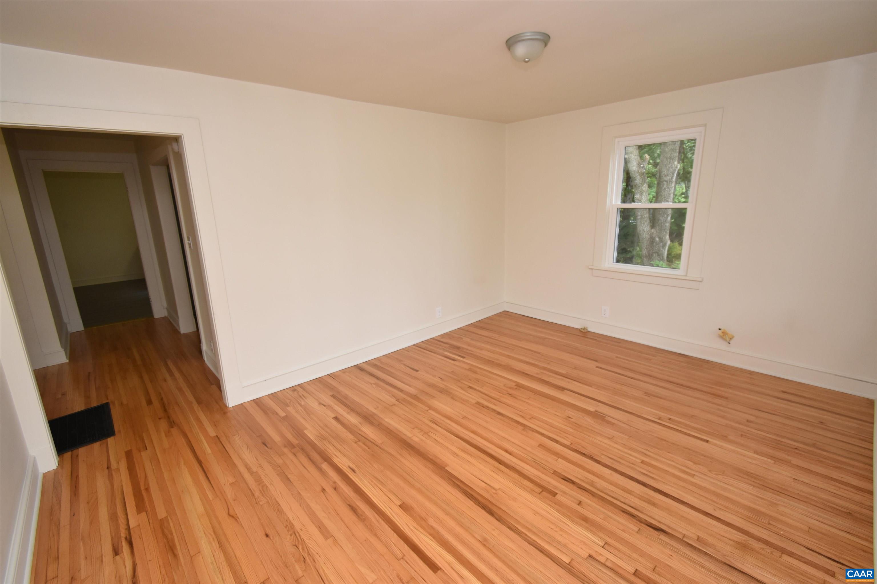 9034 SPOTSWOOD TRL