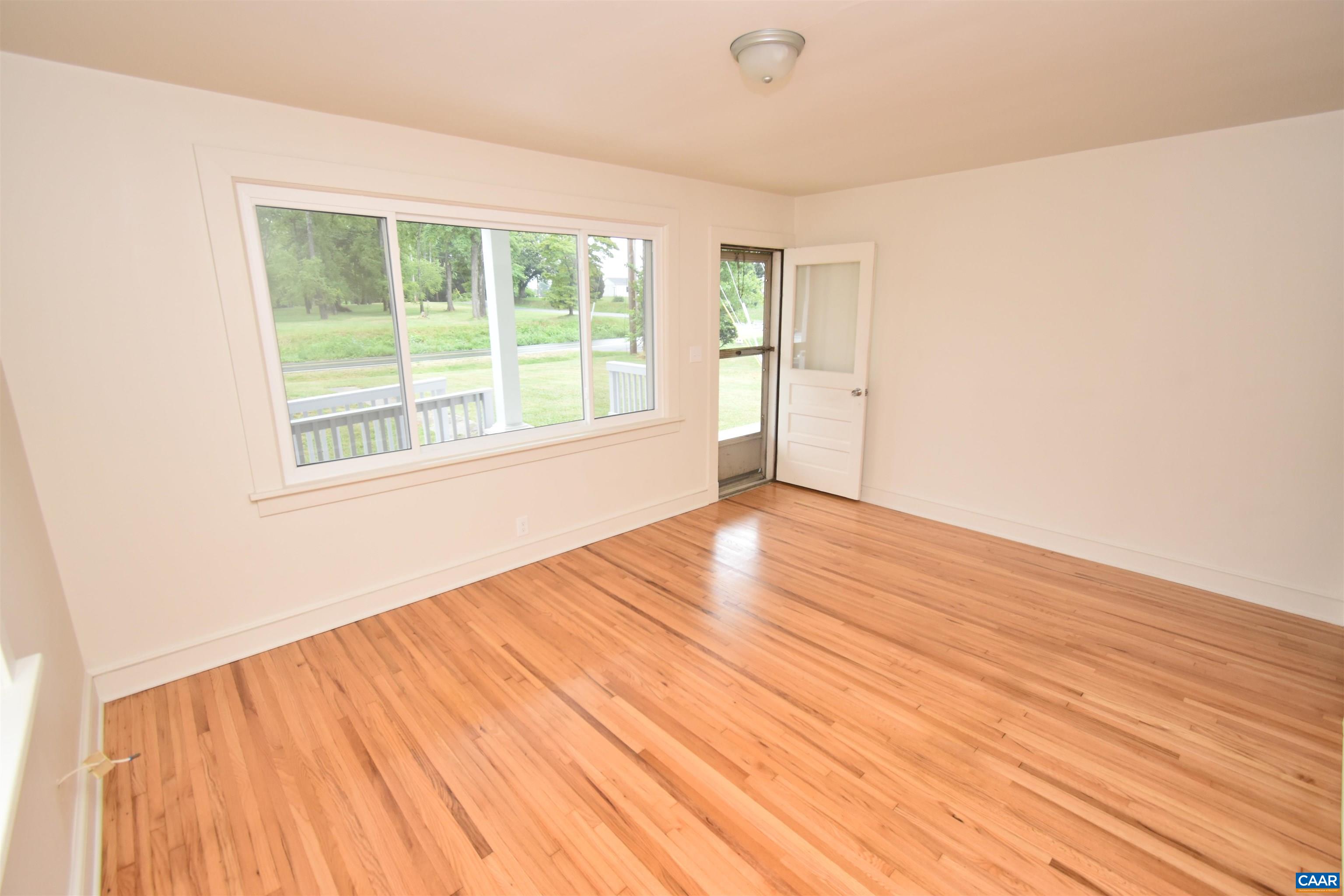 9034 SPOTSWOOD TRL